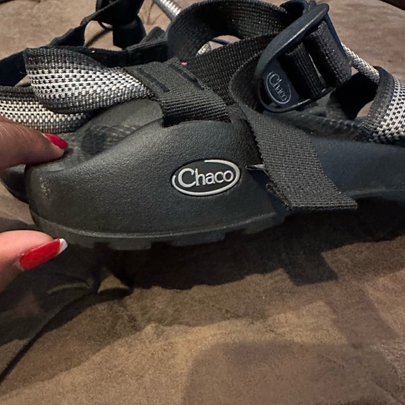 Chaco shoes size 8 men